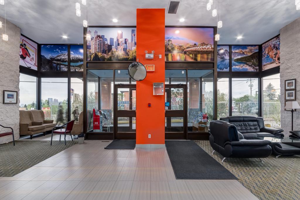 Airport Traveller's Inn YYC Eksteriør bilde