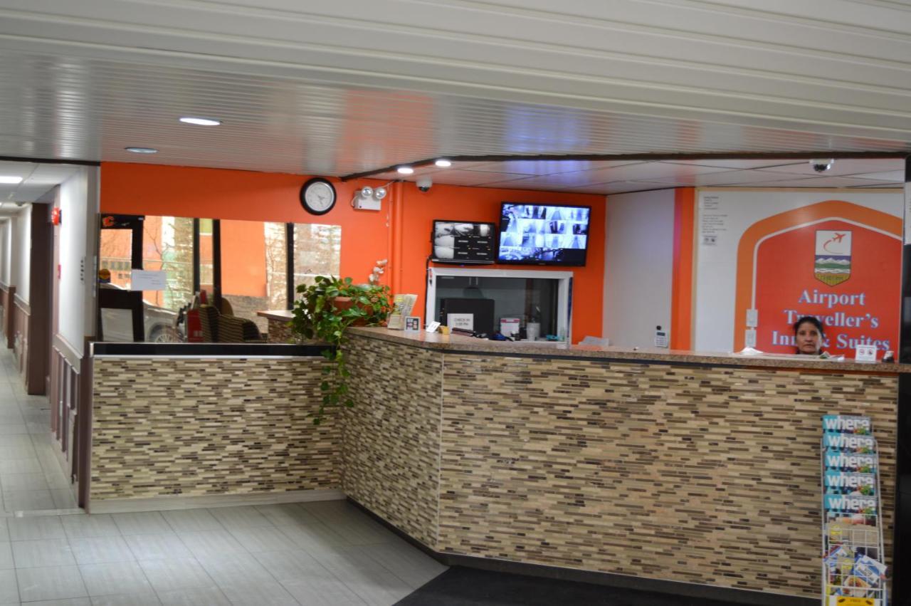 Airport Traveller's Inn YYC Eksteriør bilde
