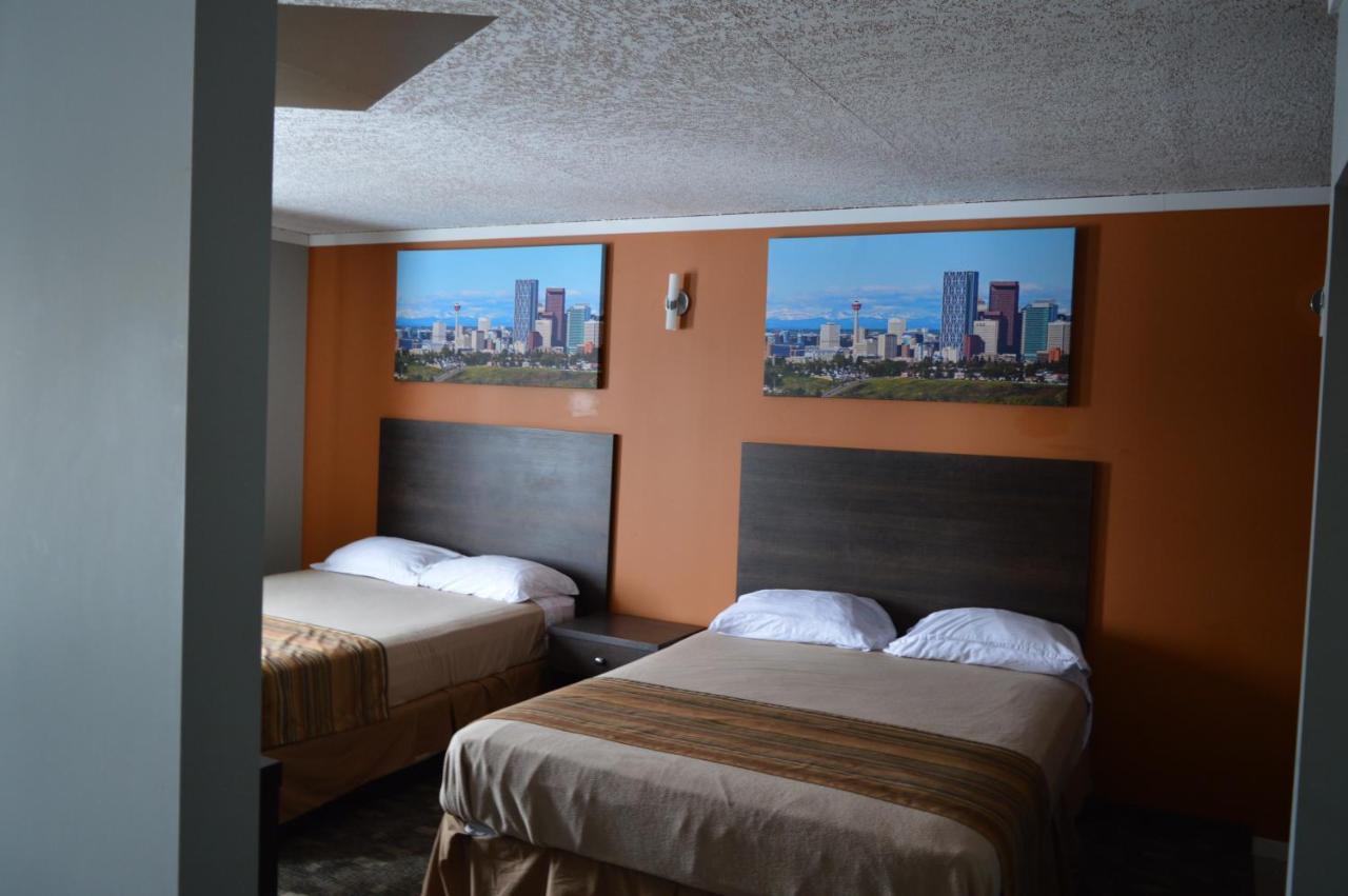 Airport Traveller's Inn YYC Eksteriør bilde
